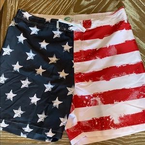 Teal Cove Men’s Flag Swim Trunks